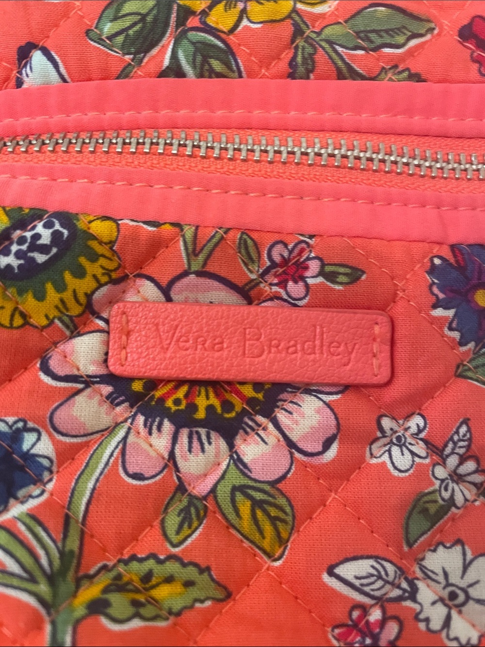 Vera Bradley Coral Floral Quilted Travel Tote w Trolley Strap - Picture 2 of 14